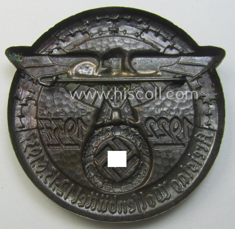 Commemorative, golden-bronze-toned 'N.S.D.A.P.'-related 'tinnie' being a non-maker-marked- and fairly high-quality example, depicting an N.S.D.A.P.-party-eagle and surrounded by the text: 'Kreistag - Wolfenbüttel - 12.-13.6.1937'
