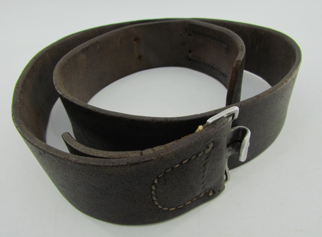 Early Wehrmacht leather equipment belt with aluminum hook (O&C)