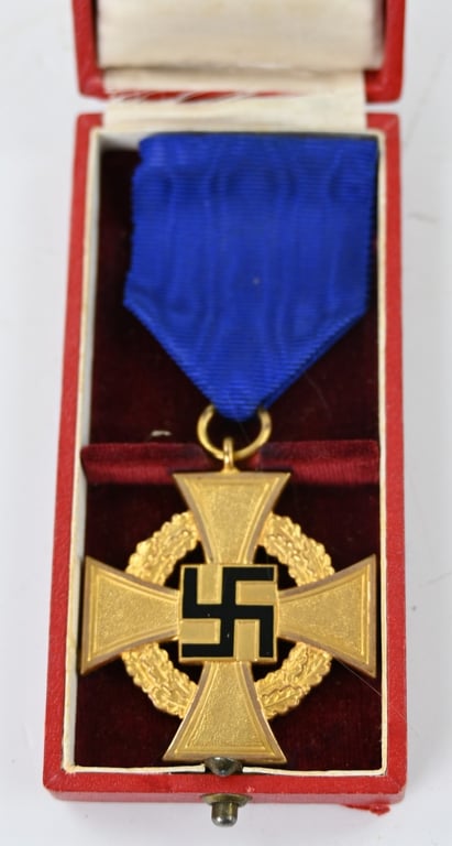 German WH 40 Years Faithful Service Medal in Case