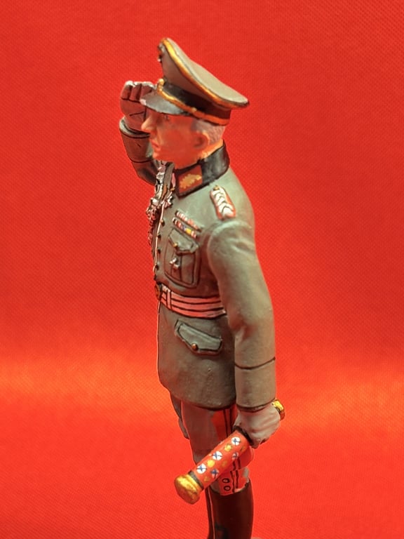 LEIBSTANDARTE SS ADOLF HITLER KING & COUNTRY FIGURE COLLECTION. ADDITIONAL PHOTOS