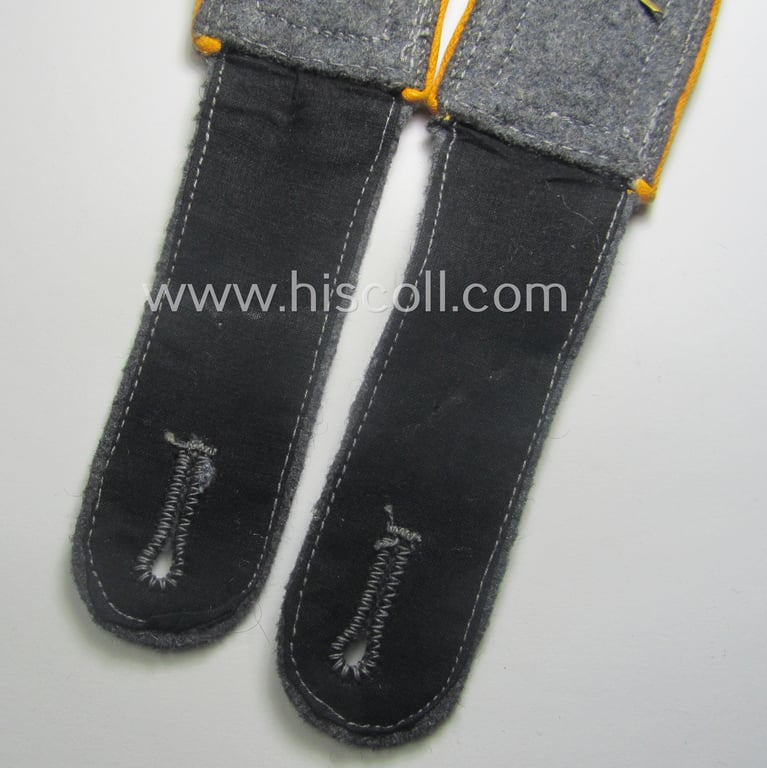 Superb pair of WH (Luftwaffe) NCO-type shoulderstraps: 'Feldwebel der Flg. o. FJ-Trpn.'