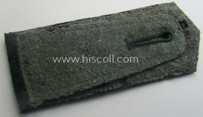 Single, WH (Heeres) EM-type 'cyphered' shoulderstrap: 'Soldat des Artillerie-Regiments 40'