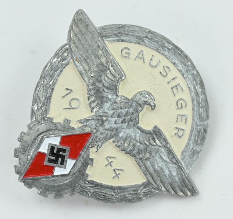 German Hitler Youth 'Gausieger 1944' badge