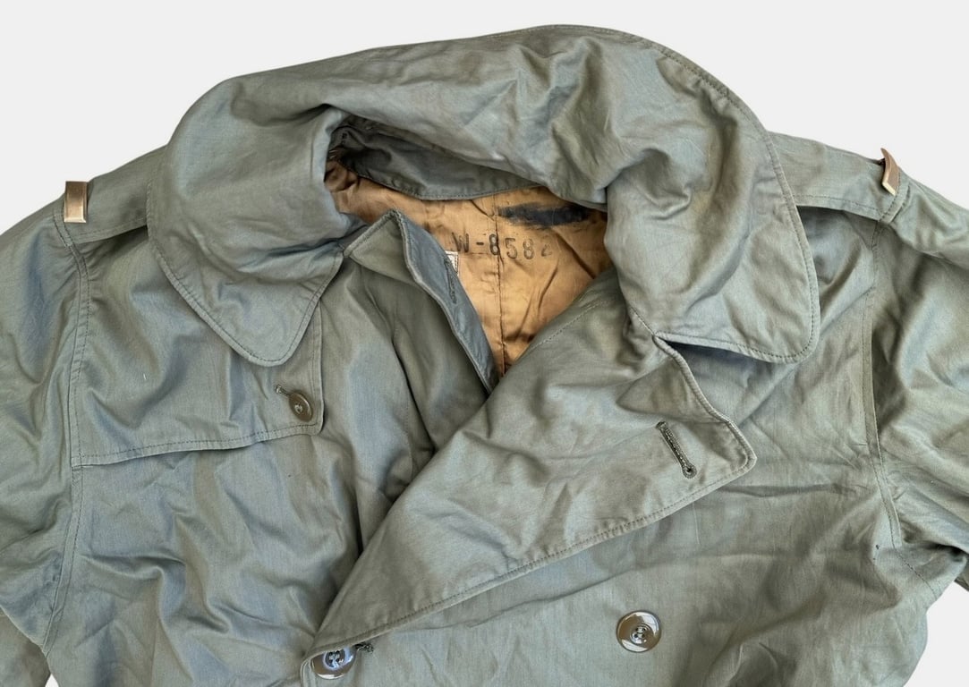 U.S. WWII Army Officer’s OD7 field overcoat / raincoat dated 1944