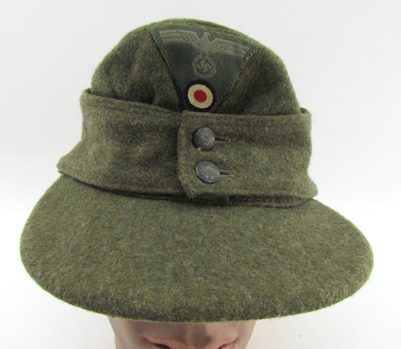 Wehrmacht (Heer) field cap ‘Einheitsfeldmütze’with RBNr. 1944