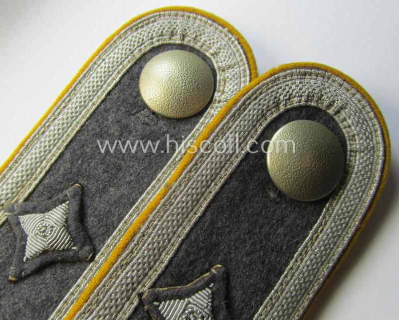 Pair of WH (Luftwaffe) ie. 'Legion Condor'-related NCO-type shoulderstraps: 'Fwbl. der Flg.-Truppen'