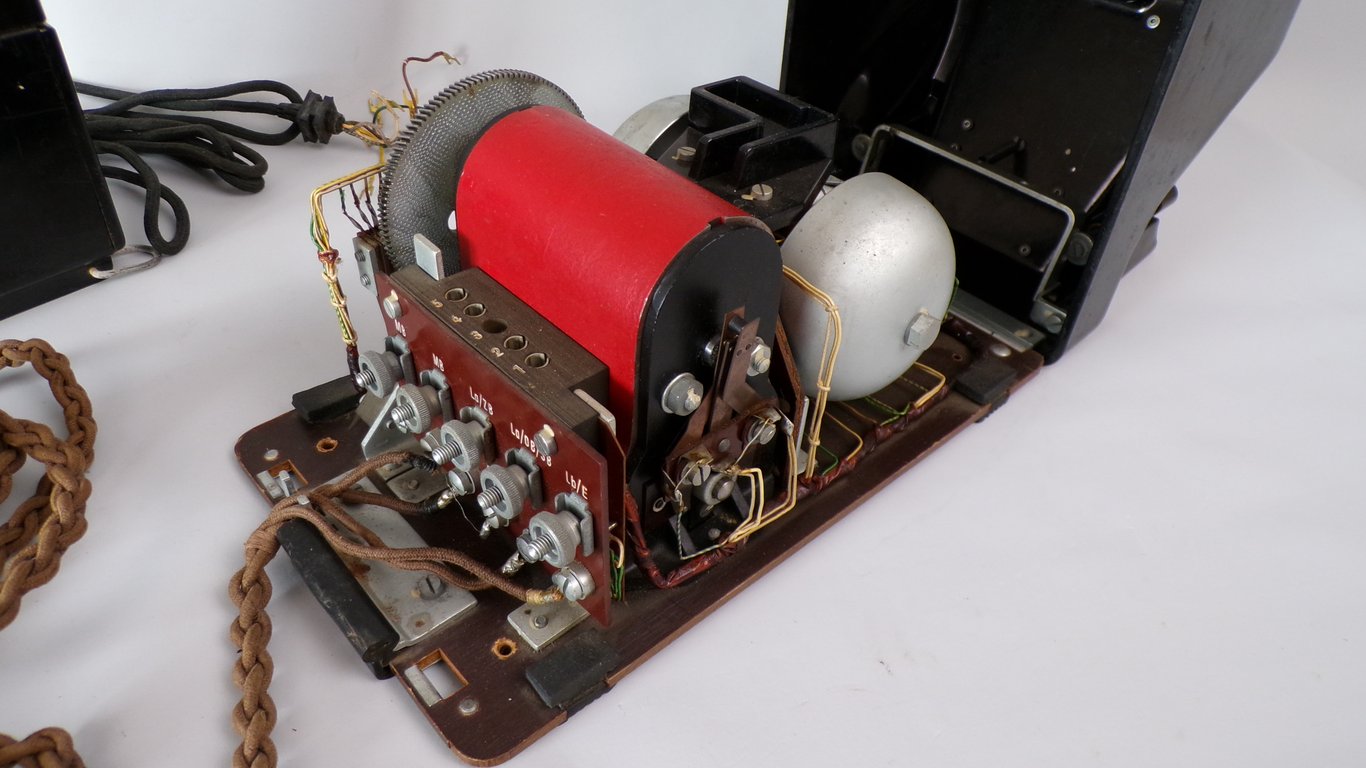 Tischfernsprecher 38 (OB38) Desk Telephone