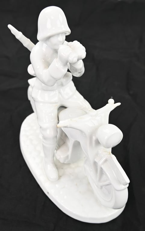 German KM Porcelain Kradfahrer