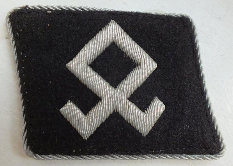 HiWaffen-SS Officers Prinz Eugen collar tabs