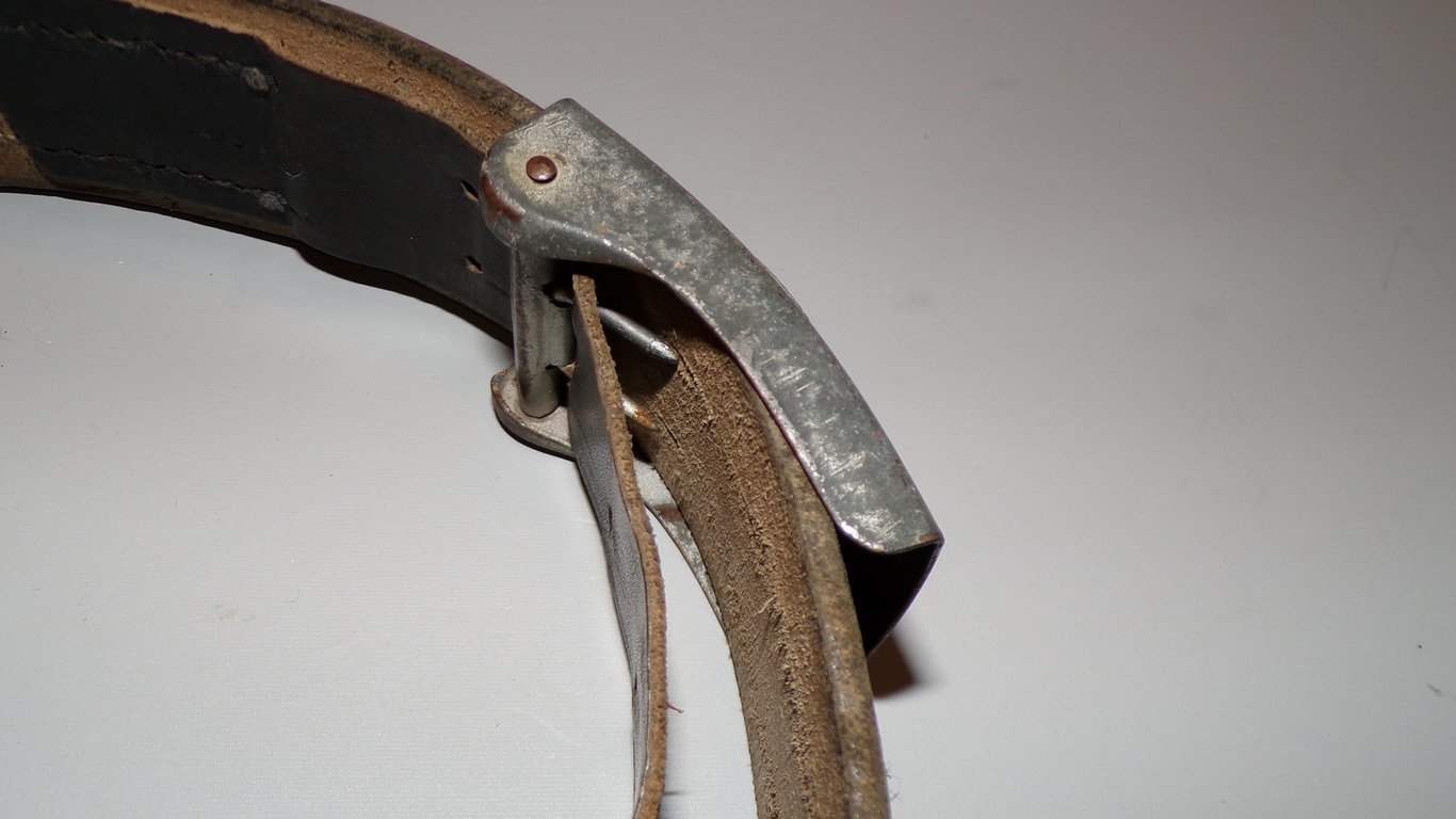 Hitlerjugend Belt and Buckle RZM M4/27