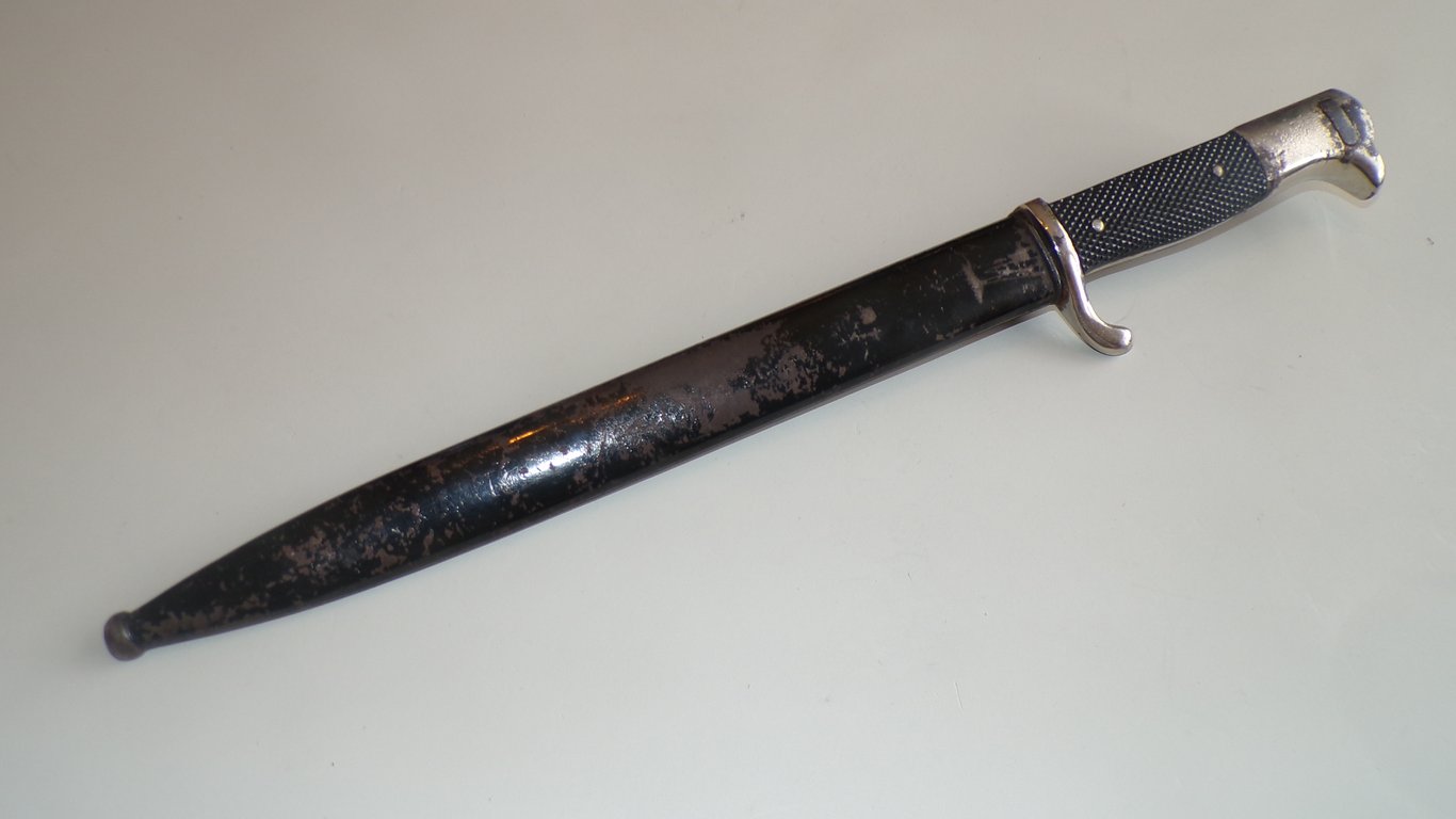 Extraseitengewehr (dress bayonet) by W.K.C