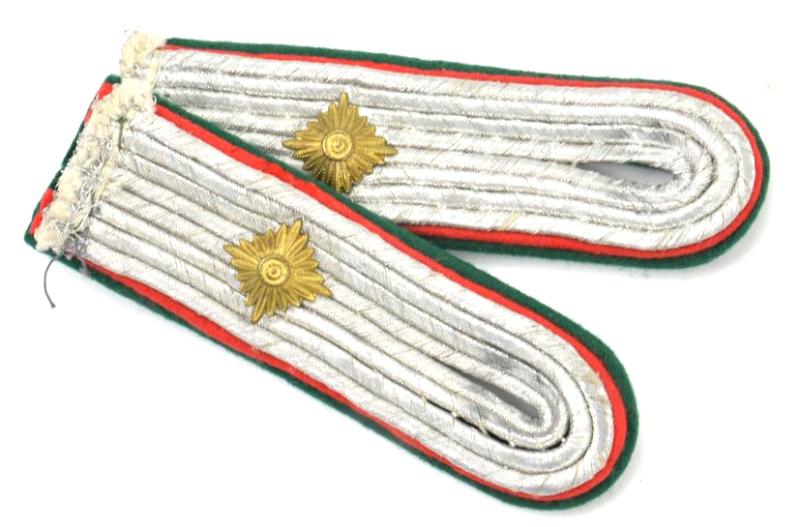 German LW Admin Shoulderboards