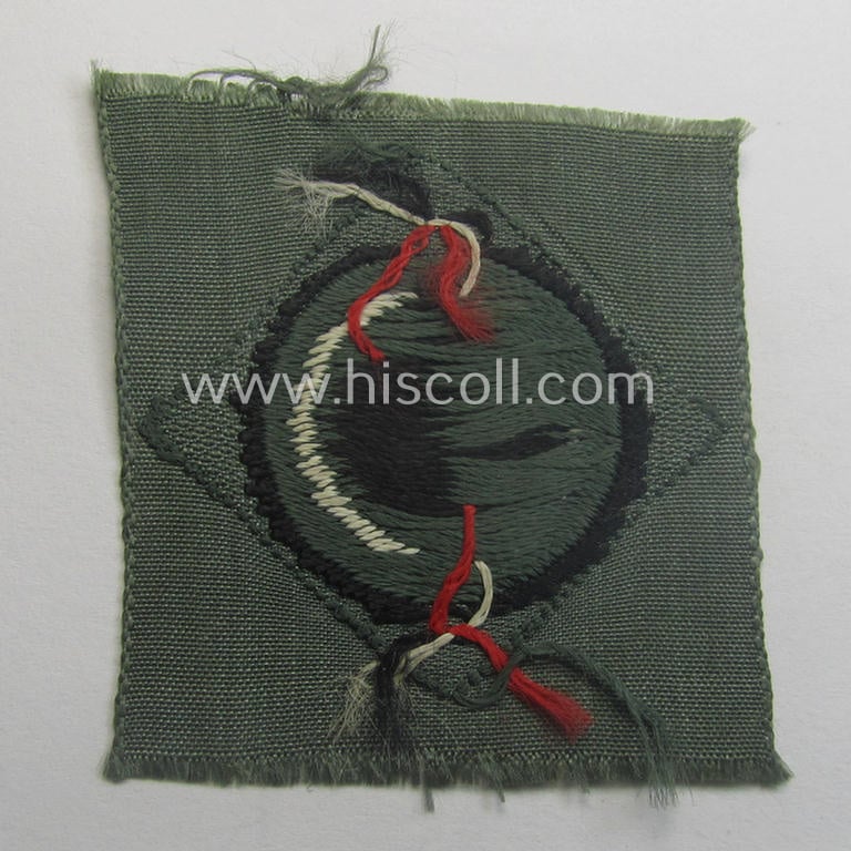 WH (Heeres) 'standard-issue'-pattern side-cap-cocarde (ie. 'Kokarde für Schiffchen-Mütze') as executed in: 'BeVo'-weave pattern