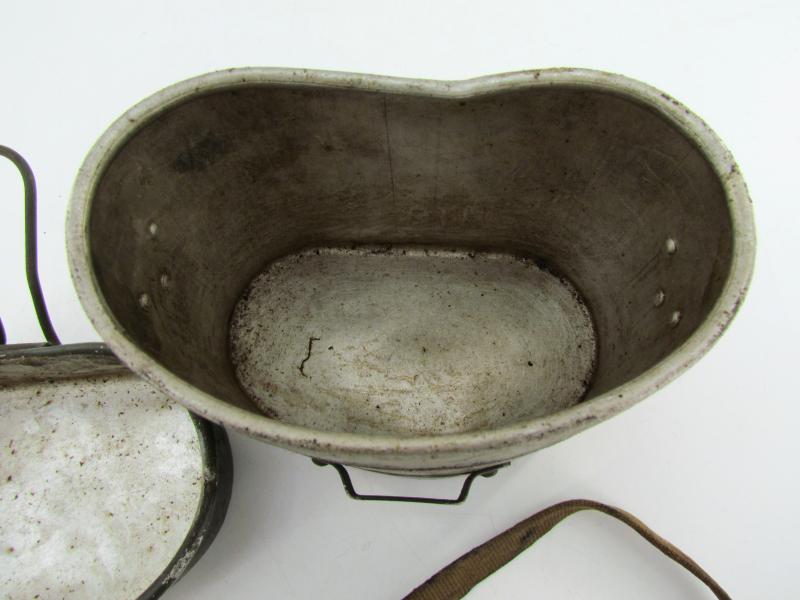 German reissued Italian messkit with Webbing Strap