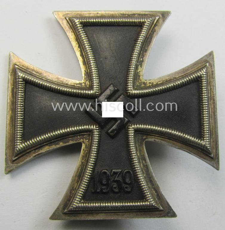 Attractive - and just moderately used! - 'Eisernes Kreuz 1. Klasse' (or: Iron Cross 1st class) being a typical non-maker-marked example that was (I deem) produced by the desirable 'Hersteller' named: 'Klein & Quenzer A.G.'