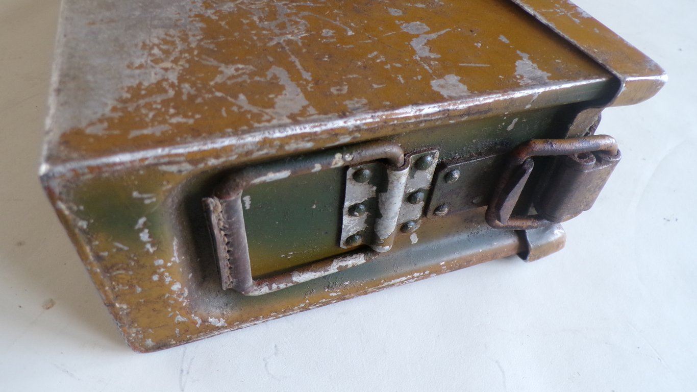 Normandy Camo Slanted-Lid Aluminium MG34 Ammo Box