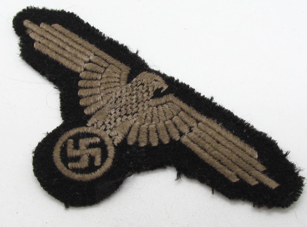 Early Waffen-SS EM/NCO Machine-Embroidered Sleeve Eagle