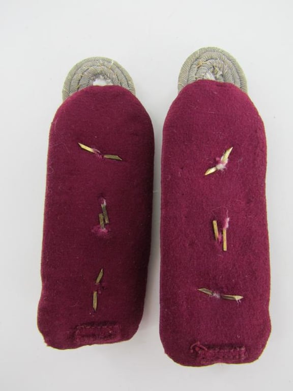 Wehrmacht (Heer) officer shoulder boards for smoke troops ‘Nebelwerfer’