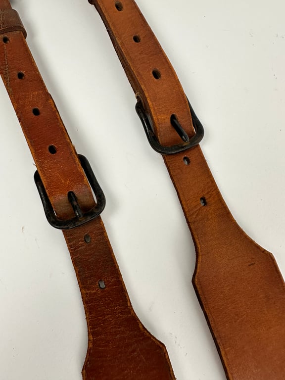 WW2 German Food container straps ( set) 1942