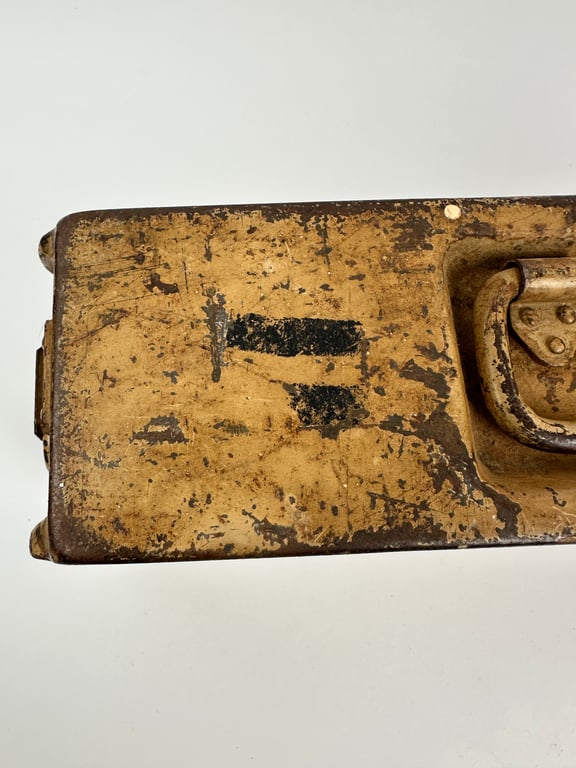 Mg 34/42 "Tan"Patronenkasten 41 with flat lid ( rare)