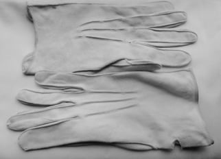 Wehrmacht Officers white parade gloves
