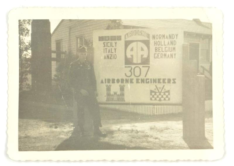 US WW2 Picture Set 307th AEB