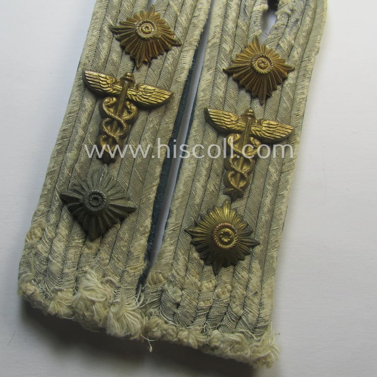 Fully matching pair of later-war-period, 'cyphered' WH (Heeres) officers'-type shoulderboards as was specifically intended for usage by a: 'Hauptmann des TSD o. Truppensonderdienst'