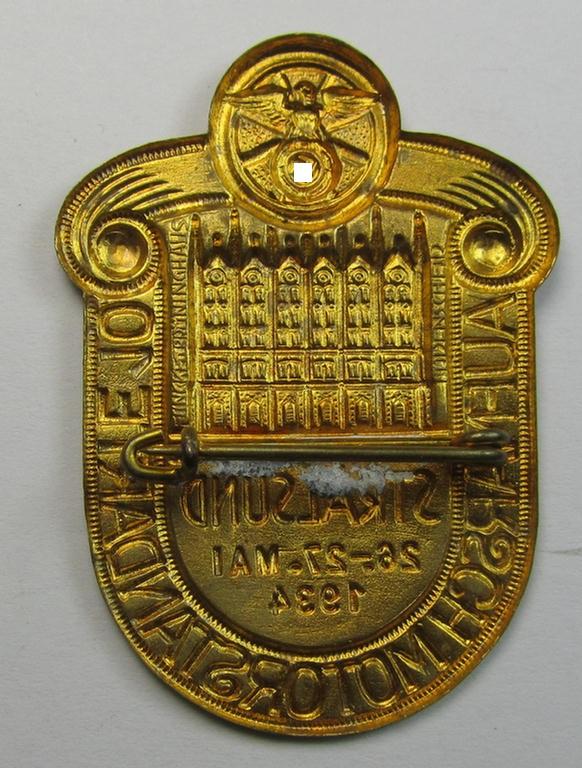Commemorative - bright-golden-toned! - N.S.K.K.-related 'tinnie' being a non-maker-marked example depicting an illustration of a cathedral and N.S.K.K.-logo coupled with the text: 'Aufmarsch Motorstandarte 10 - Stralsund - 26.-27. Mai 1934'