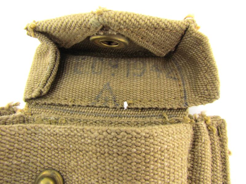 British WWII Revolver Ammo Pouch