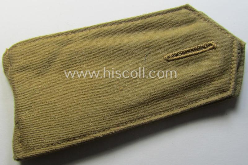 Pair of WH (Kriegsmarine) 'tropical-styled', EM-type shoulderstraps (as intended for usage on the tropical-shirts ie. tunics): 'Matrose'