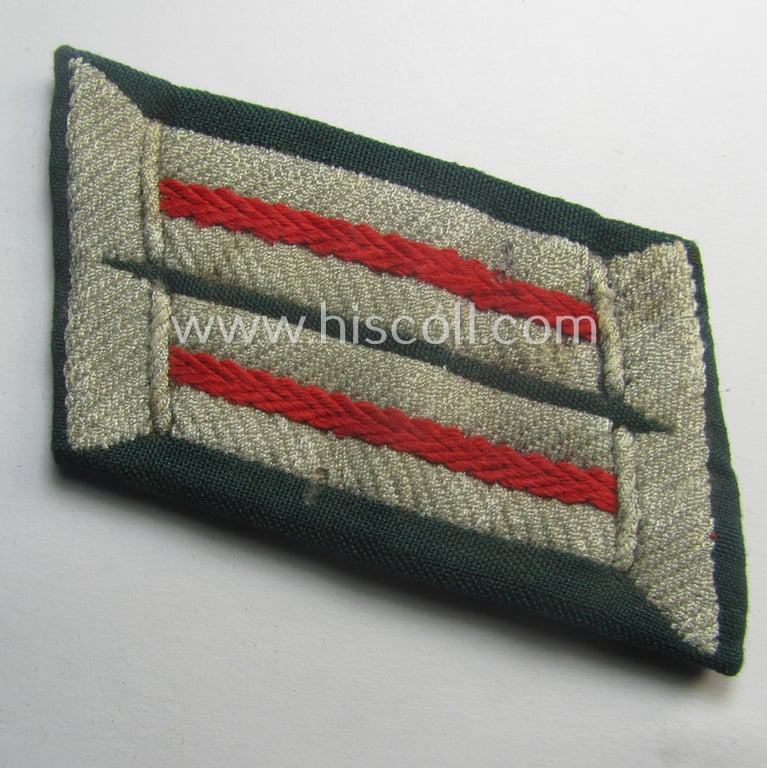 Pair of WH (Heeres) later-war-pattern, officers'-type collar-tabs (ie. 'Kragenspiegel für Offiziere') as entirely executed in 'BeVo'-weave pattern as was intended for an officer serving within the: '(Sturm)Artillerie-Trpn.'