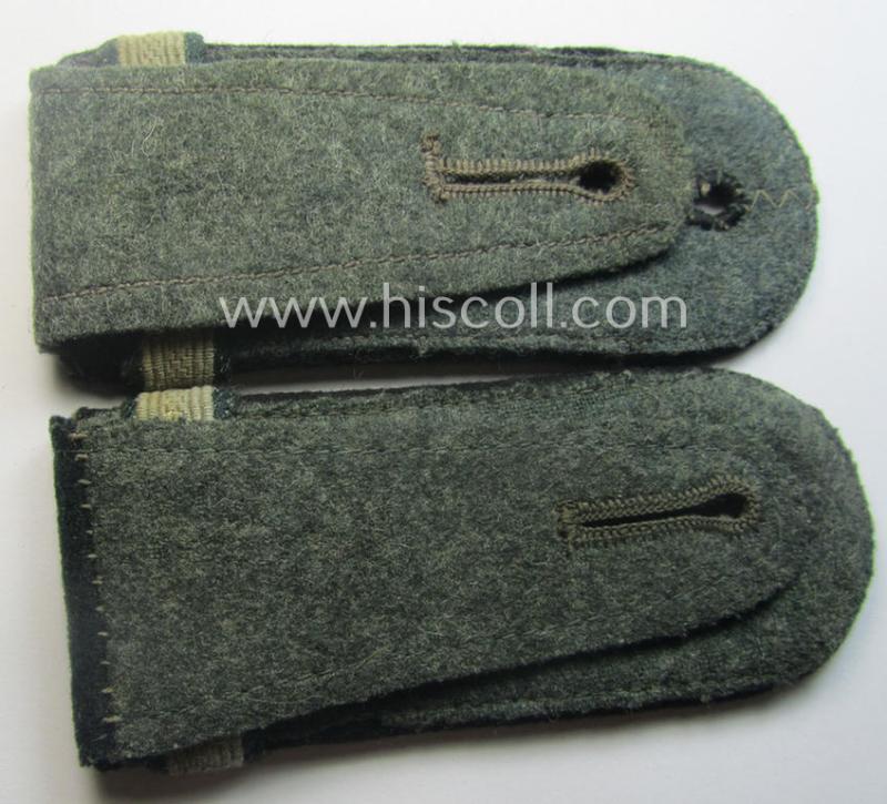 Moderately used - and fully matching! - pair of WH (Heeres) EM-type (ie. 'M40-pattern, rounded-style) shoulderstraps as was specifically intended for usage by a: 'Soldat u. Uffz.-Anwärter der Pionier-Trpn.'