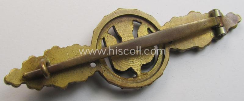 Tombak- (ie. 'Buntmetall'-) based- and/or non-maker-marked example of a WH (Luftwaffe) 'Frontflugspange für Kampfflieger in Gold' as presumably produced by the: 'C.E. Juncker'-company