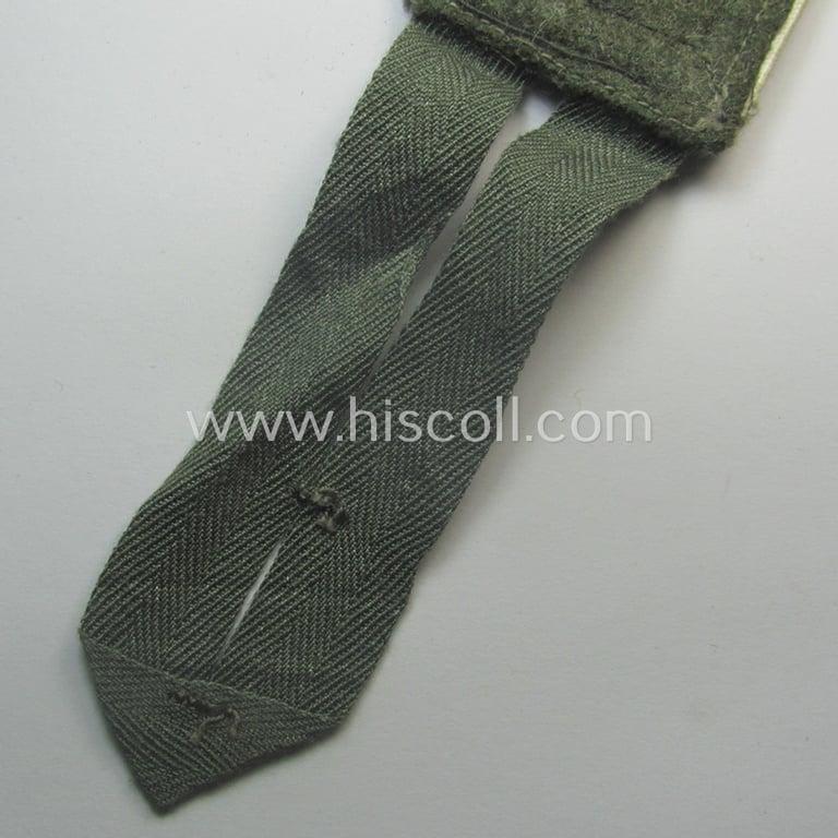 Neat - regrettably single but nevertheless scarcely encountered! - WH (Heeres) later-war period- (ie. 'simplified'- ie. 'M44- o. M45'-pattern-) NCO-type shoulderstrap as intended for - and clearly worn by! - a: 'Feldwebel der Infanterie-Trpn.'