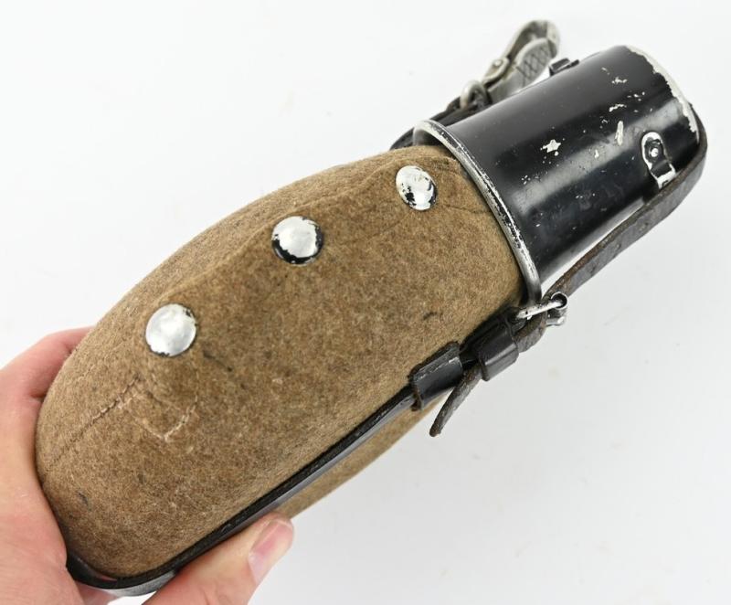 German WH M31 Canteen 1 Liter Version