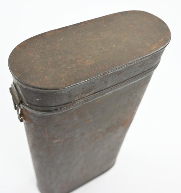 Dutch WW2 Equipment Cannister