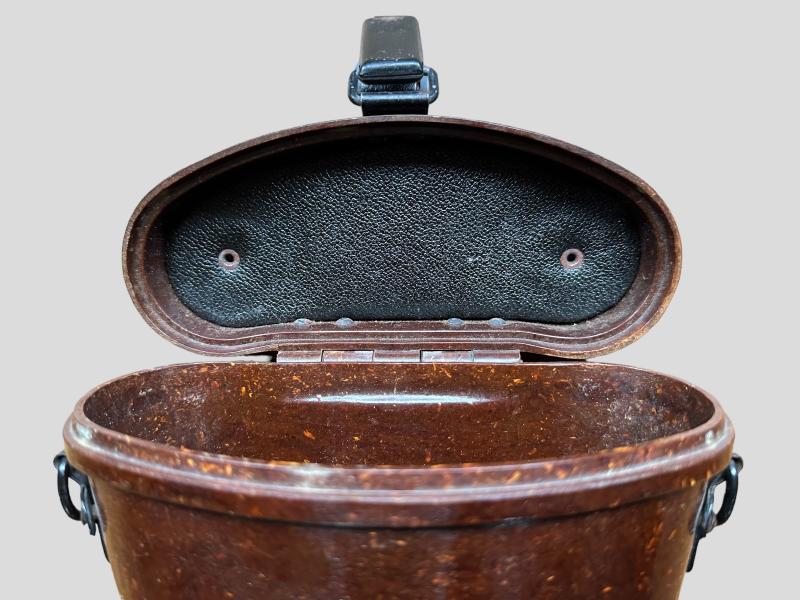 WH (Heer) Baklite 6x30 Binoculars Case