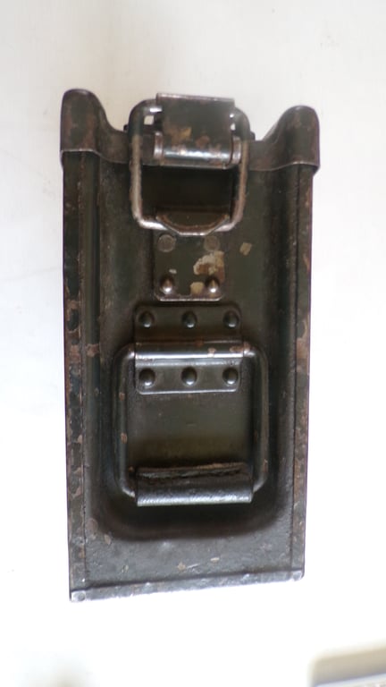 Luftwaffe Blue MG Ammo Box 1. Zug brh 41