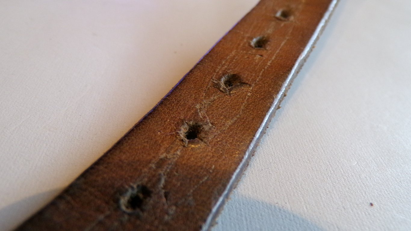 Leather A-Frame Mess Kit Attachment Strap (71 cm)