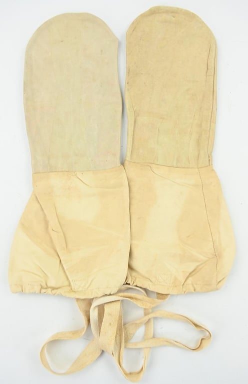British WW2 Winter Mittens 1943