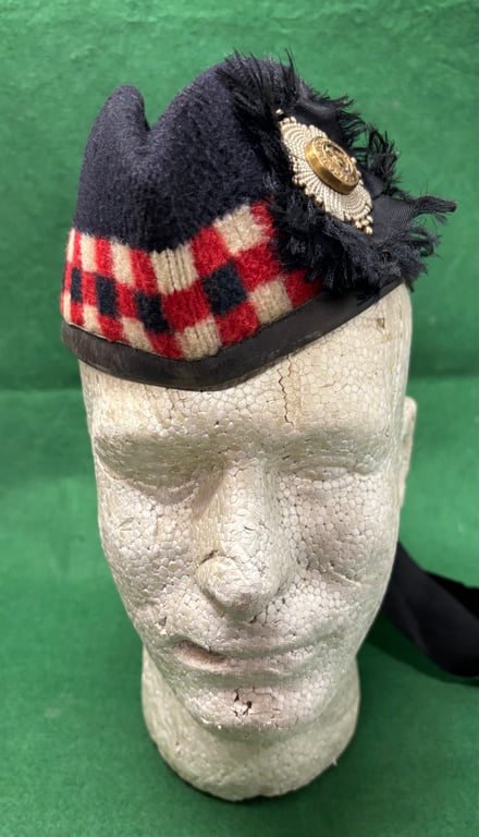 WW1 7th Battalion The Royal Scots Glengarry with Photo and NCOs Sash