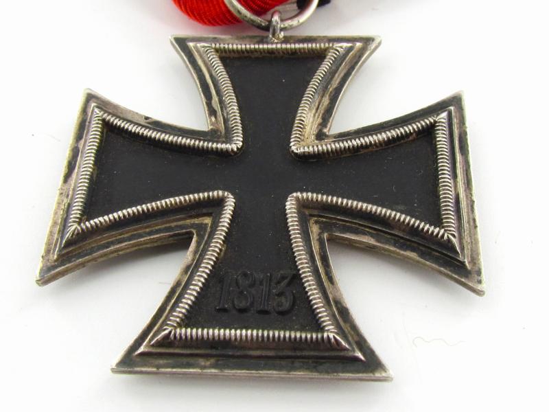 WH/SS Iron Cross Second Class ( EK2 ) Unmarked