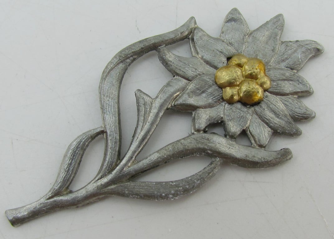 NSDAP SA or Hitlerjugend cap edelweiss by RZM M1/148