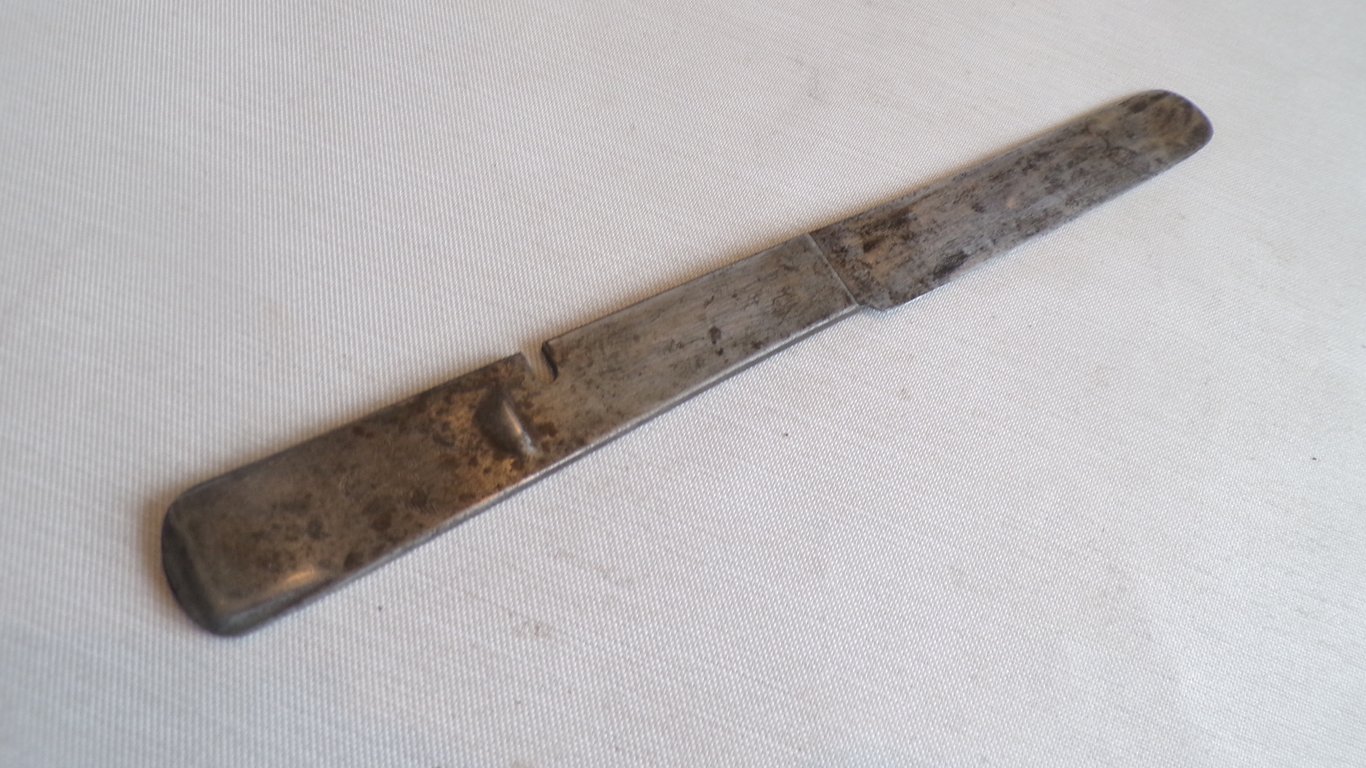 Matching 1943 4-Piece "Klaue" Field Utensil Set