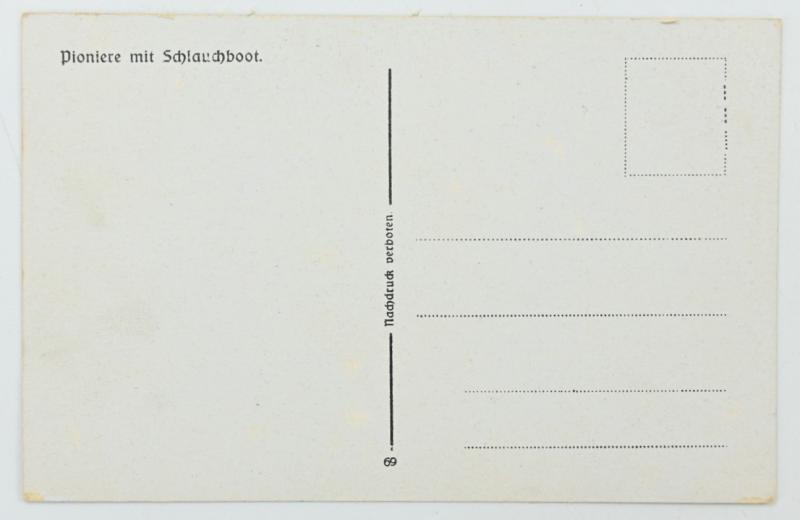 German WH Postcard 'Pioniere mit Schlauchboot'