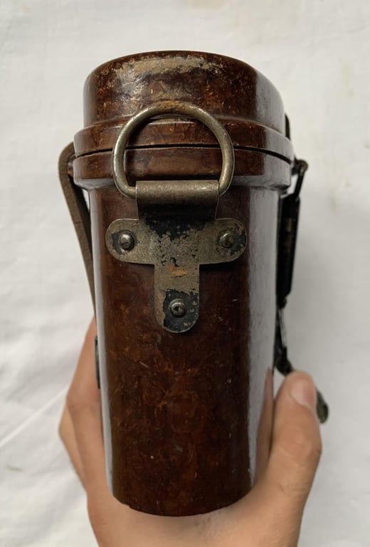 WH (Heer) Baklite 6x30 Binoculars Case