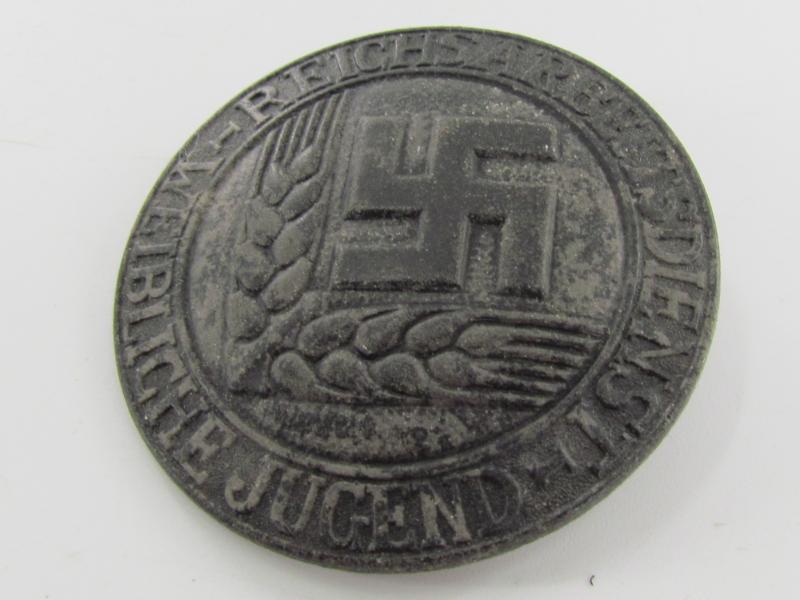 RAD (Reichsarbeitsdienst) Weibliche Jugend Brooch