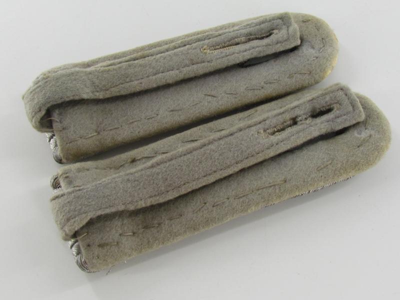 WH (Heer) Propaganda Company Shoulder Boards...Rare