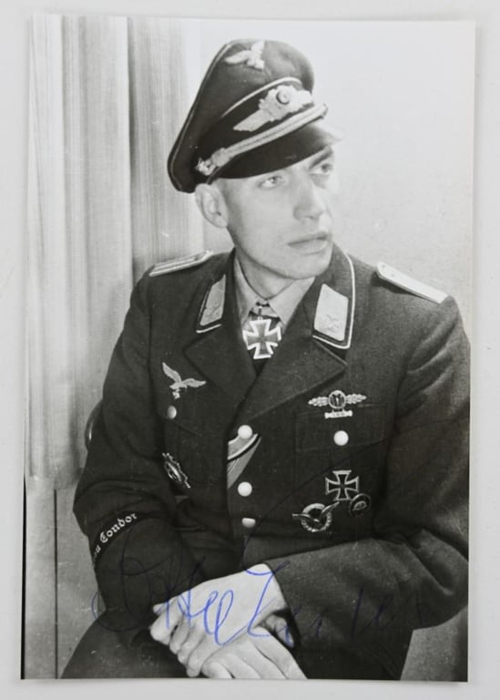 Signature of Luftwaffe KC Recipient 'Otto Engel'