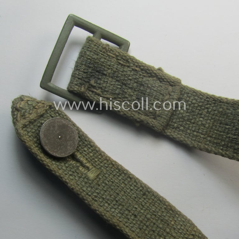'Standard-issue'-pattern- (ie. typical WH-issue) carrying-strap (ie. 'Tragelasche') as was intended for the various gasmask-containers (being a maker-marked example that comes in a just minimally used, condition)